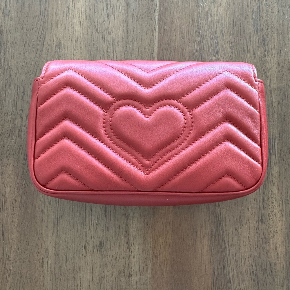 Gucci GG Marmont Mini Leather Crossbody Bag in Red - Picture 6 of 9